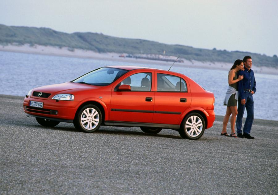  Opel Astra DTI 16V (G) 1999 года  (фото 3 из 13)